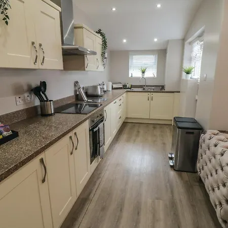 Holiday home 25 Victoria Park Avenue