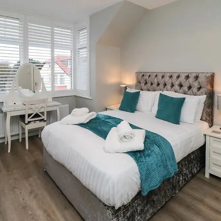 25 Victoria Park Avenue Holiday home Scarborough